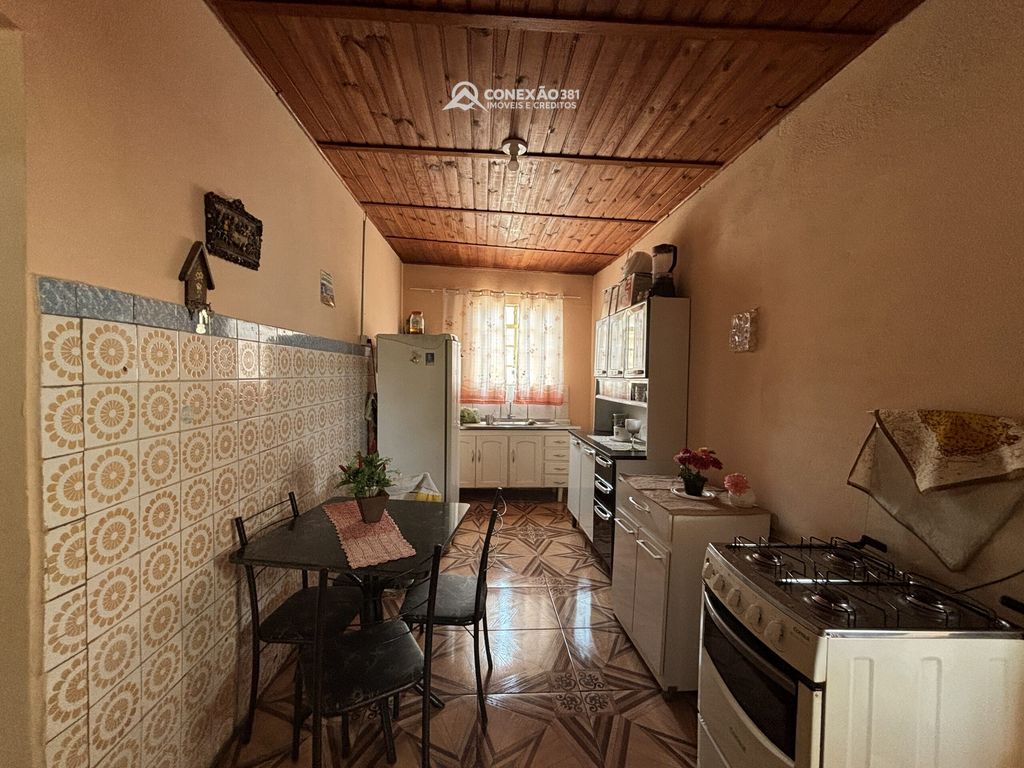 Casa à Venda no Centro de Cambuí, MG — foto 28