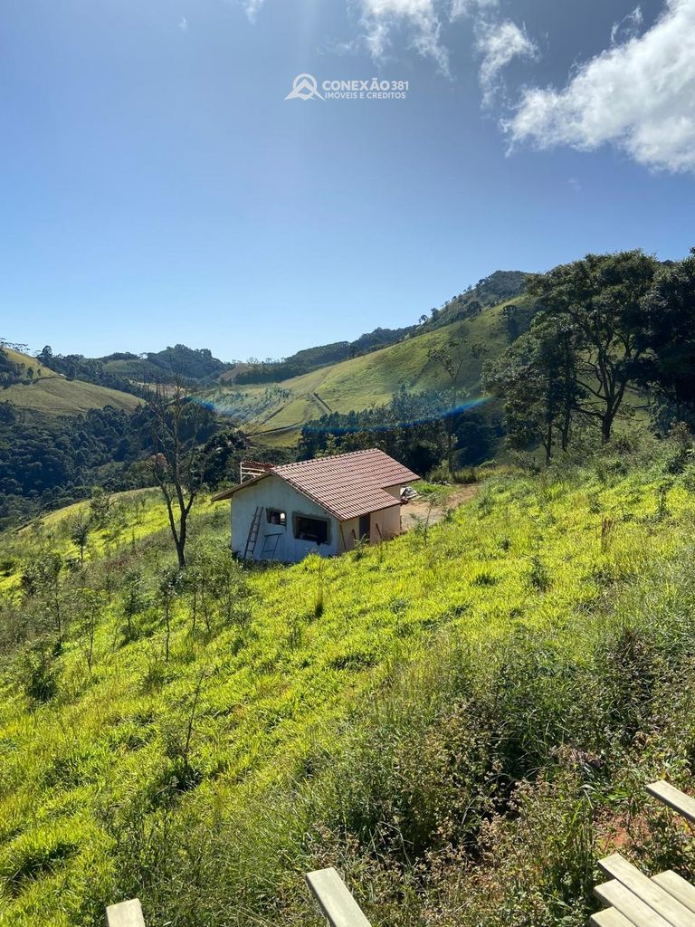 Terreno Rural com chalés em construção à venda em Camanducaia, MG — foto 15