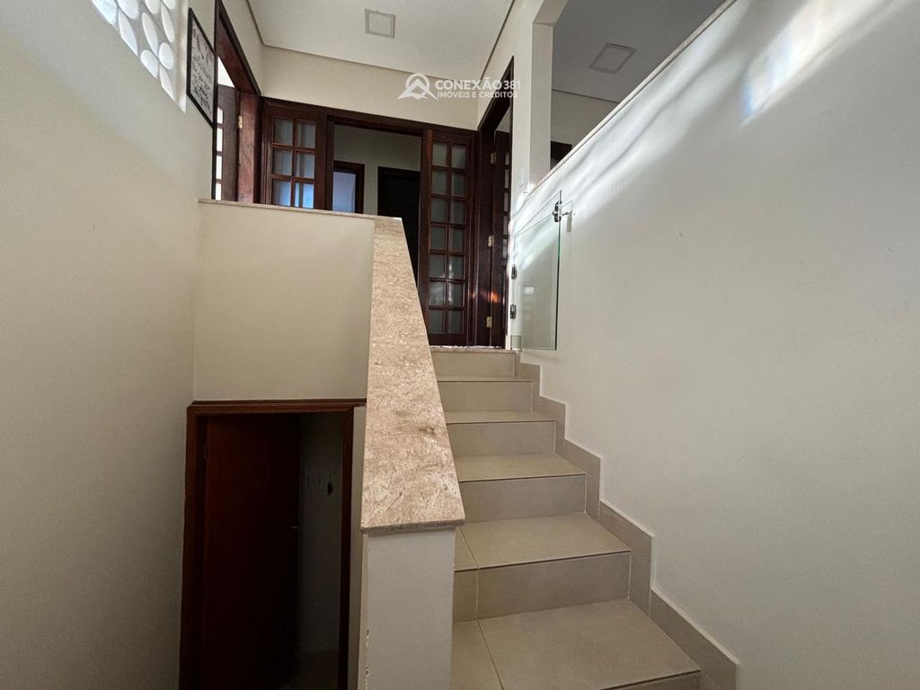 Casa à venda no centro de Cambuí, MG — foto 21