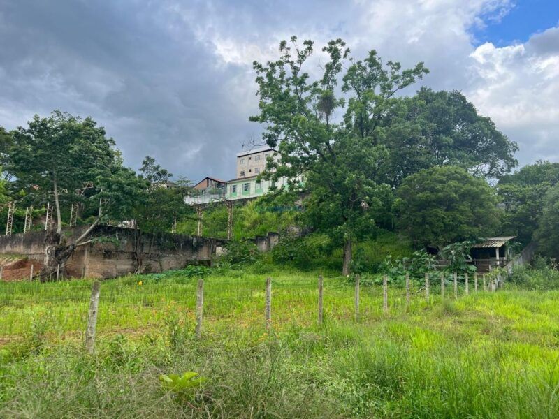 Lote urbano à venda no centro do Córrego do Bom Jesus, MG — foto 11
