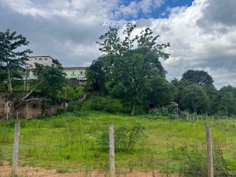 Lote urbano à venda no centro do Córrego do Bom Jesus, MG — foto 14