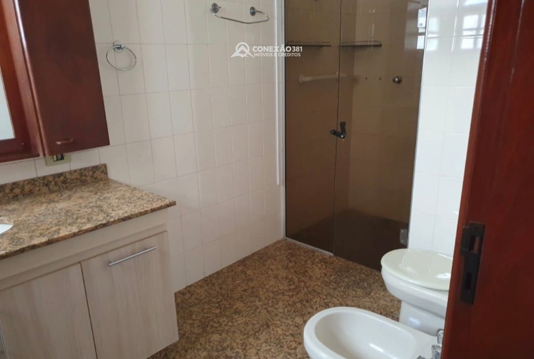 Casa de alto padrão à venda em Cambuí, MG — foto 24