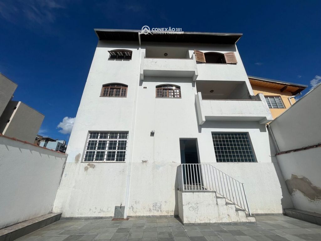 Casa de alto padrão à venda em Cambuí, MG — foto 33
