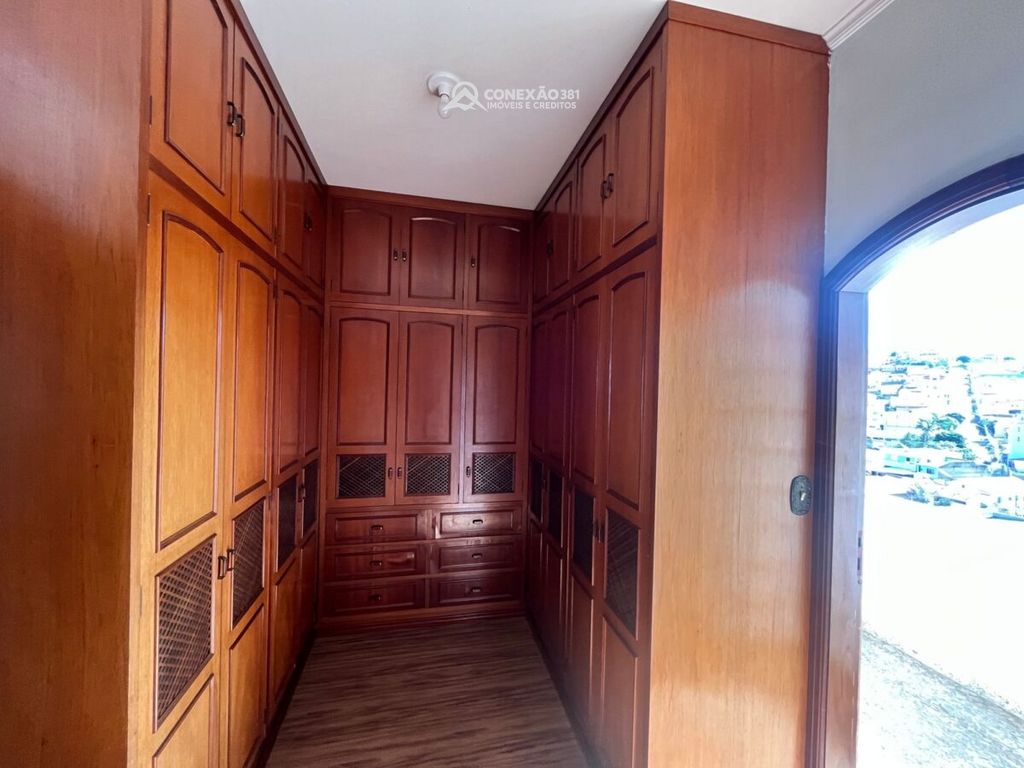 Casa de alto padrão à venda em Cambuí, MG — foto 42