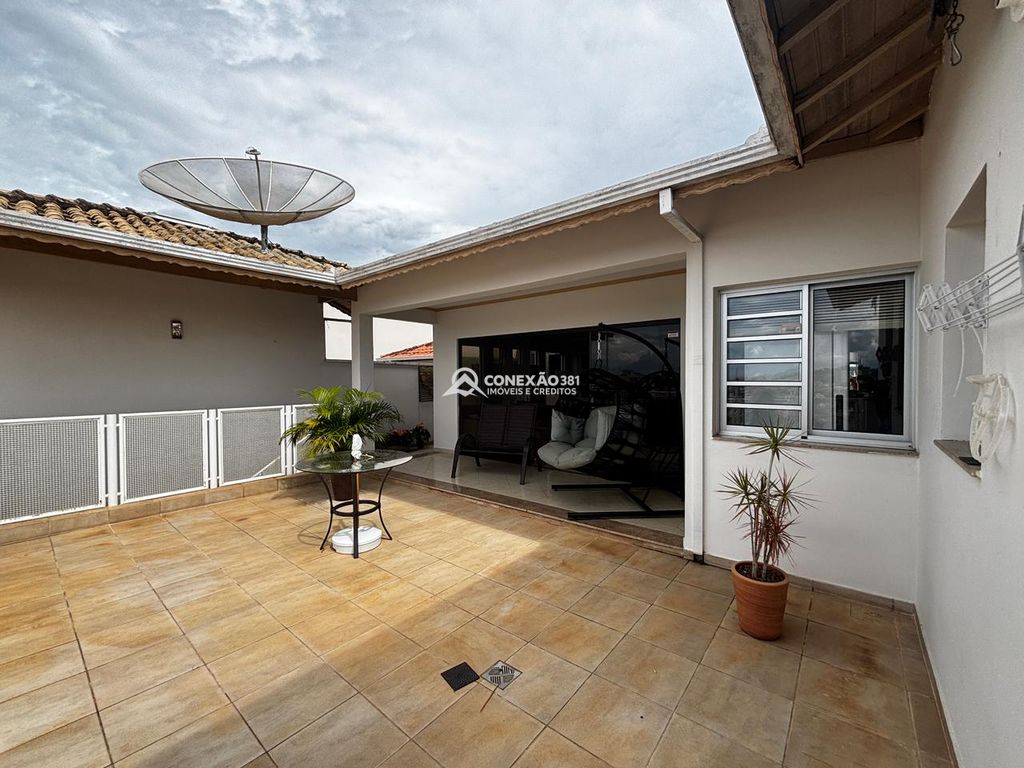 Casa de Alto Padrão à venda em Cambuí, MG — foto 8