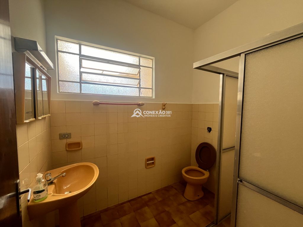 Casa para Alugar no Centro de Cambuí/MG – A apenas Uma Quadra da Praça Matriz — foto 7