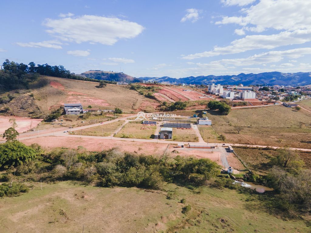 Lote à Venda – 262,39 m² | Excelente Localização para Comércio ou Galpões — foto 4