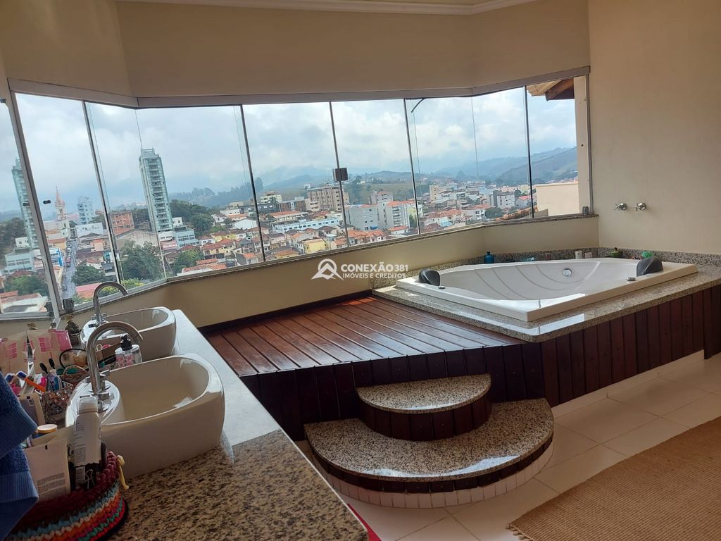 Casa Alto Padrão para Locação em Cambuí-MG — foto 8