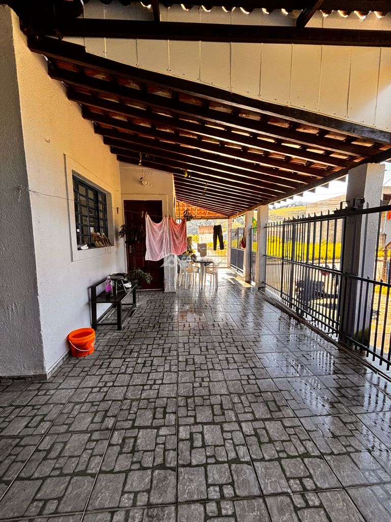Casa com barracão à venda no Córrego do Bom Jesus, MG — foto 15