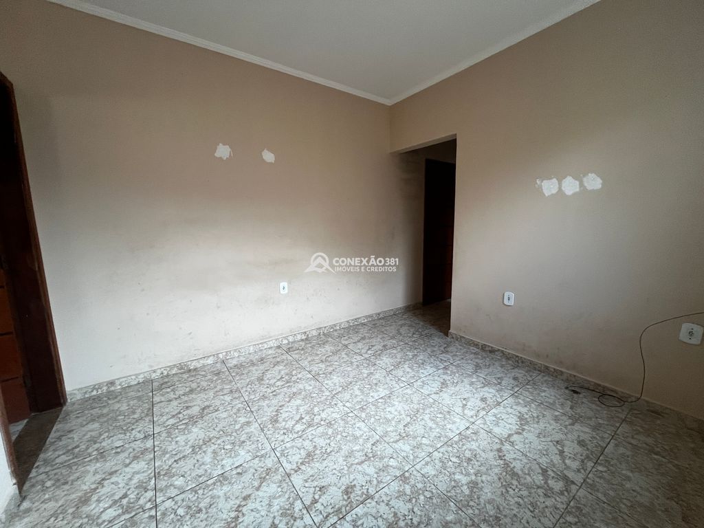 Duas Casas Geminadas à Venda – Frente para a Rua — foto 5