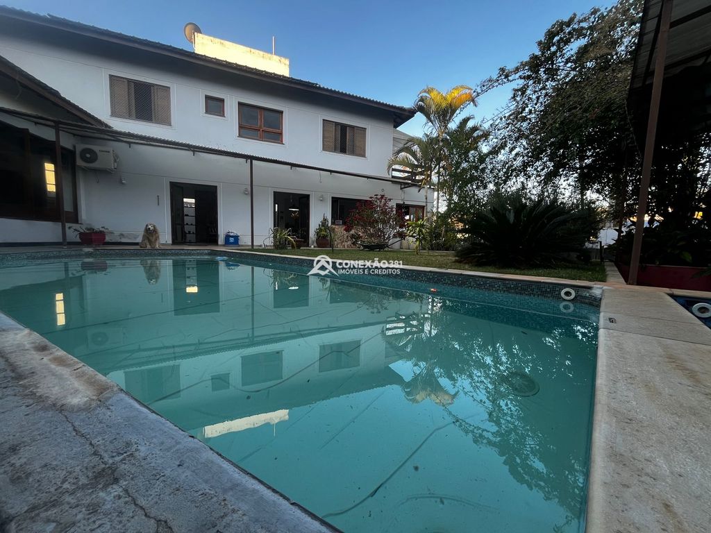 Casa Alto Padrão em Bairro Nobre de Atibaia – SP — foto 32