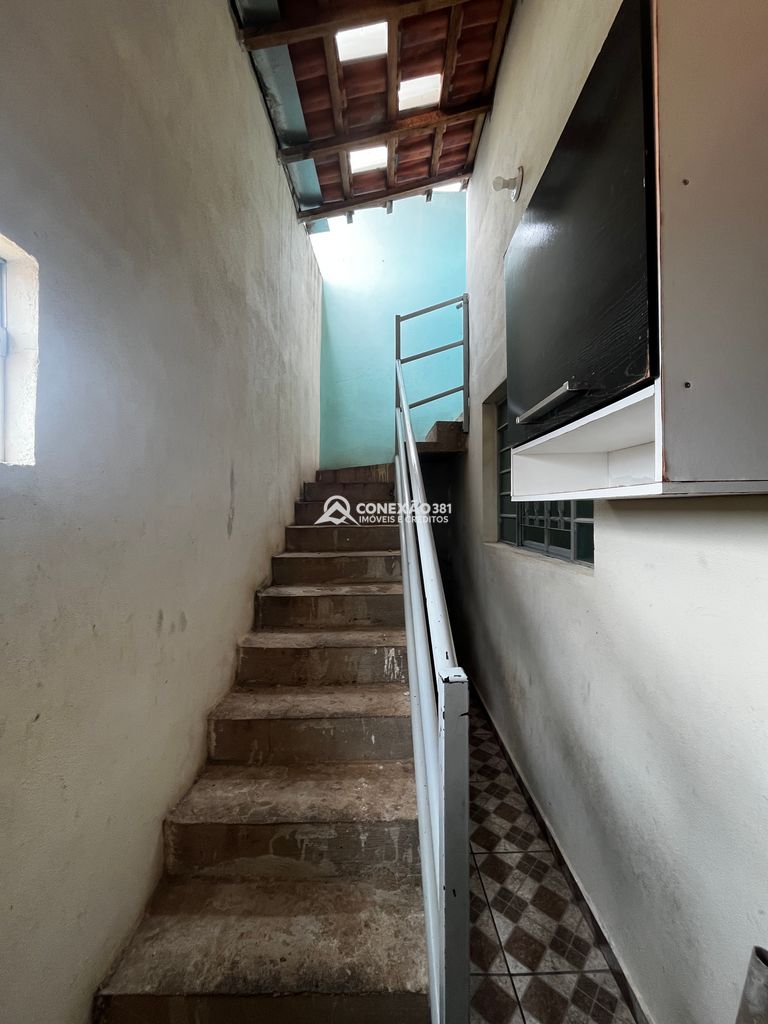 Duas Casas Geminadas à Venda – Frente para a Rua — foto 11
