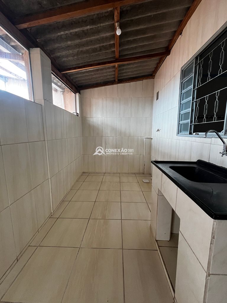Duas Casas Geminadas à Venda – Frente para a Rua — foto 24