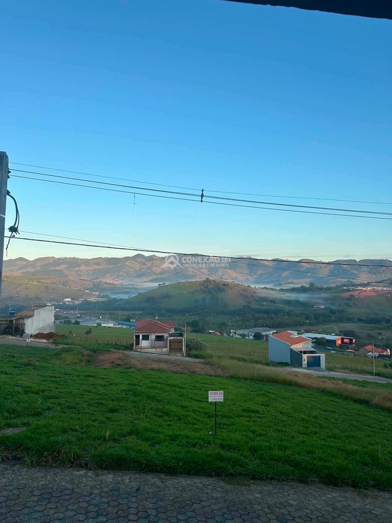 Sobrado á venda em Cambuí, MG / — foto 16