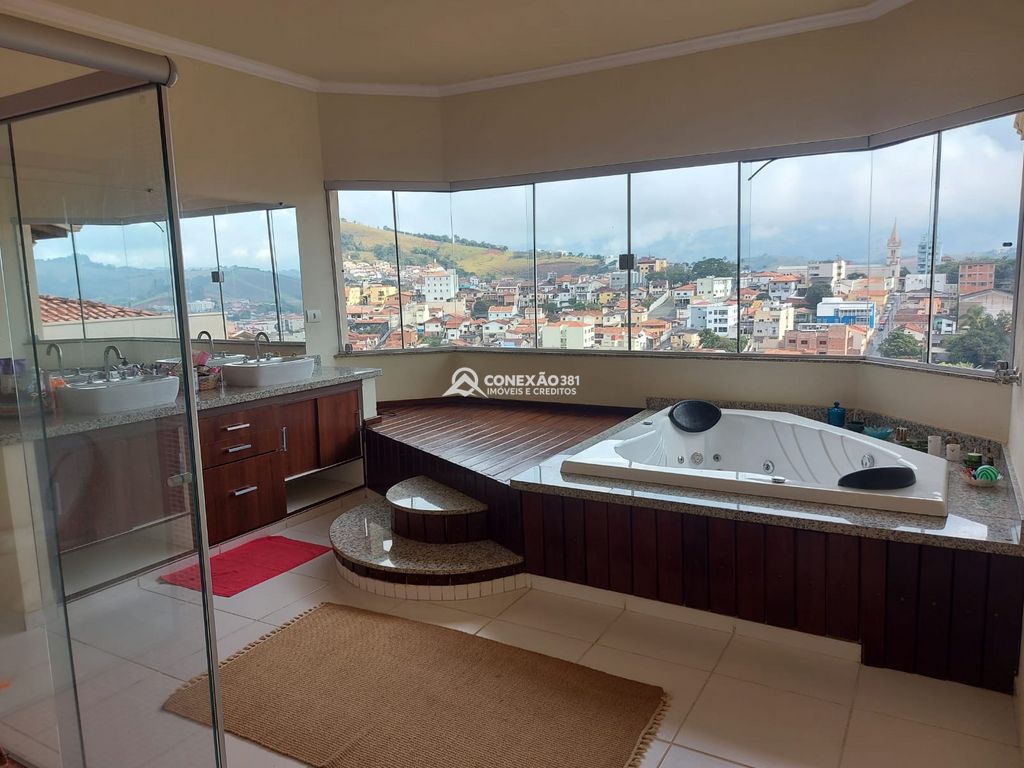 Casa Alto Padrão para Locação em Cambuí-MG — foto 9