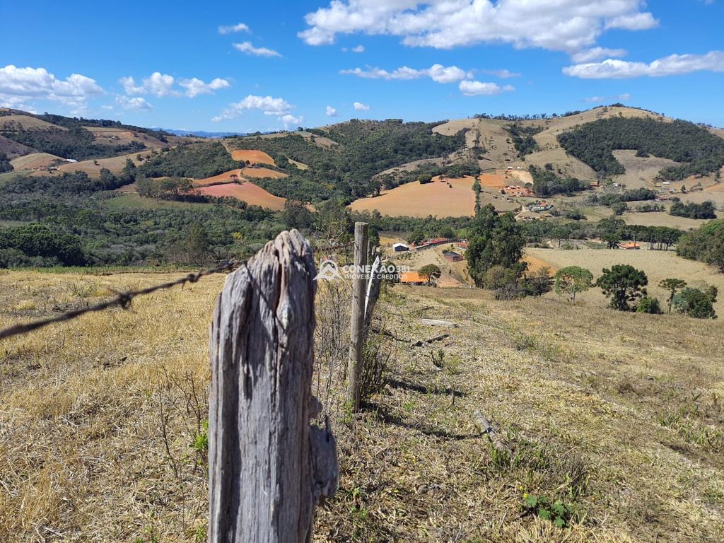 Chácara à Venda em Itapeva/MG — foto 17