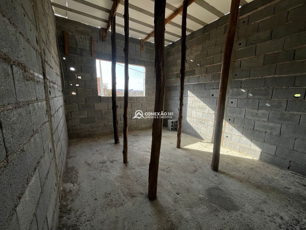 Casa à Venda em Córrego do Bom Jesus – MG — foto 11