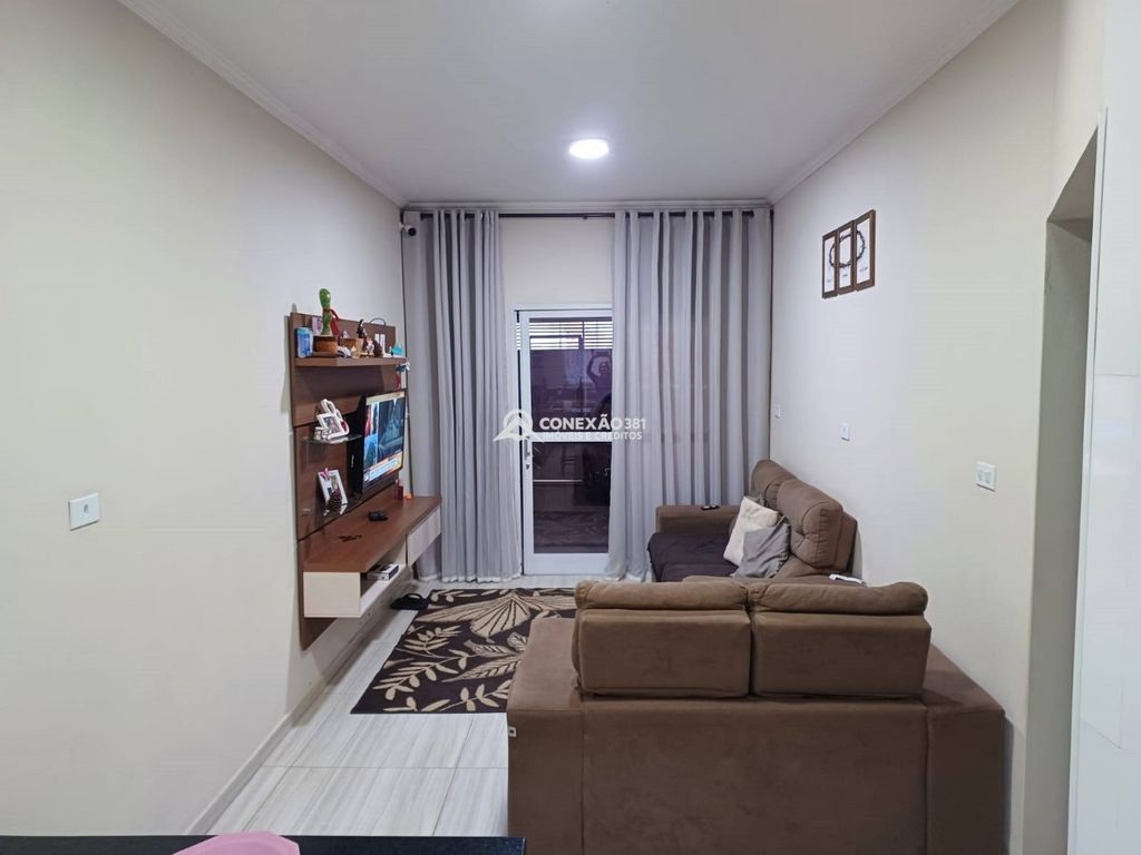 Casa à Venda – Bairro Colinas do Itaim em Cambuí/MG — foto 2