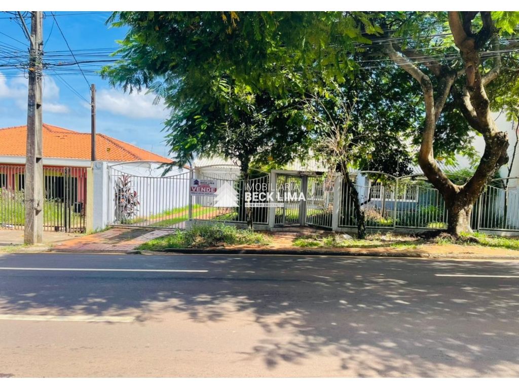 Casa à venda em Centro, Cascavel — Portal Chave Fácil