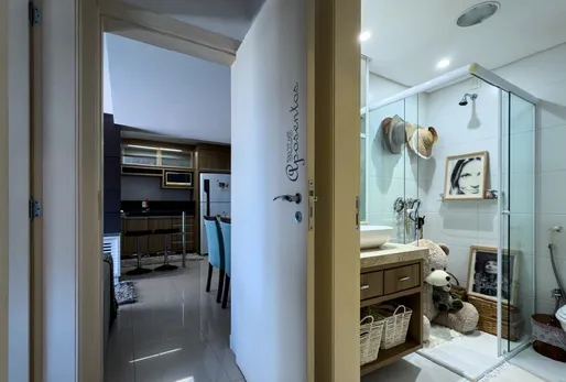 Apartamento para aluguel anual no Fazenda de Itajaí