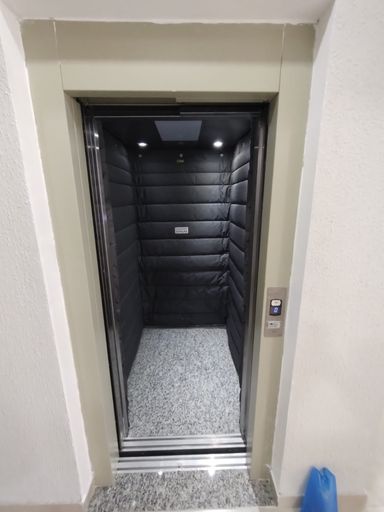 elevador acesso ao apartamento e cobertura