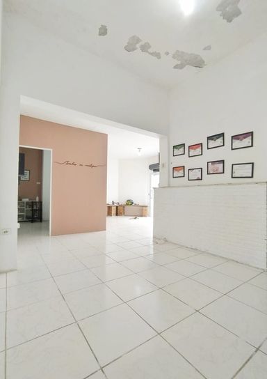 Sala principal, andar térreo.