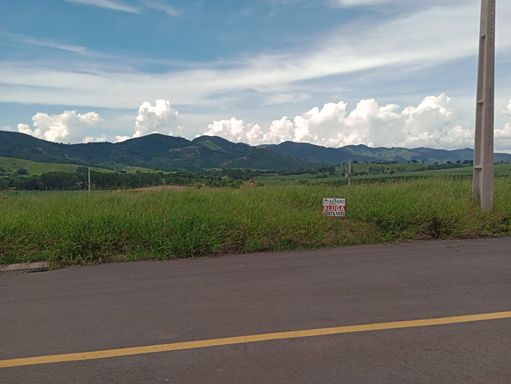 Terreno/Lote à Venda com 256m² Jardim Interlagos, Santa Rita do Sapucaí-MG