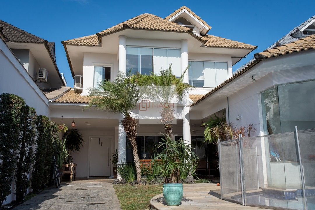 Mansão de luxo na Barra da Tijuca