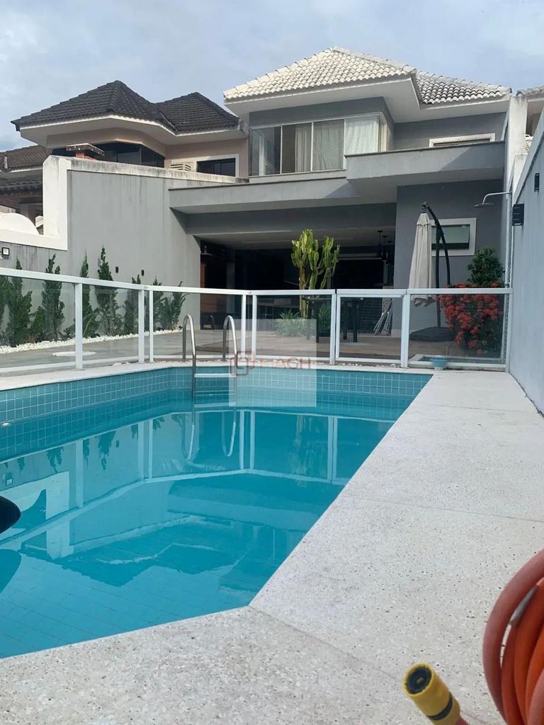 Casa de Condomínio para alugar na Barra da Tijuca