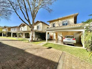 Casa de Condomínio à Venda com 4 quartos, 172m² Granja Viana - Reserva do Viana, Cotia-SP