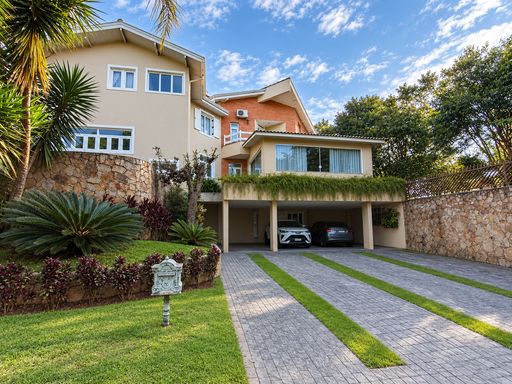 Casa de Condomínio à Venda com 6 quartos, 760m² Granja Viana, Cotia-SP