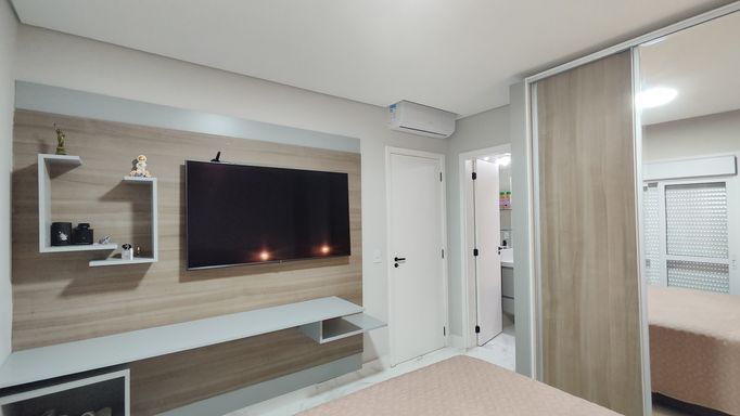 Depósito privativo na garagem.