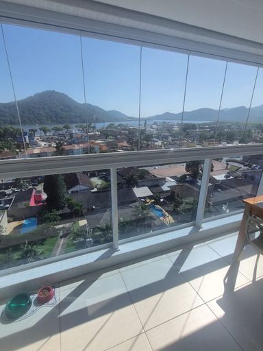 Espaço perfeito para curtir bons momentos com vista para o mar.