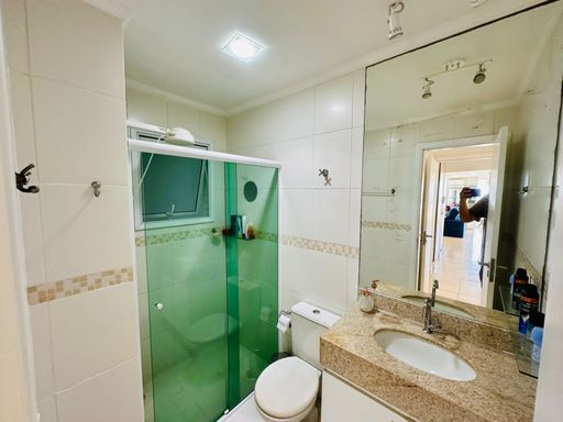 Banheiros modernos que unem funcionalidade e elegância.