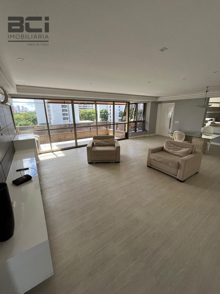 Apartamento, 4 quartos, 208 m² - Foto 1
