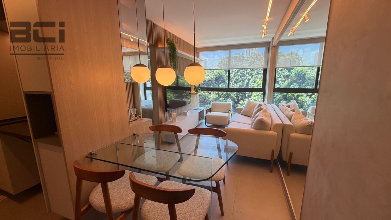 Flat para comprar com 31 m², 1 quarto, 1 banheiro, 1 vaga em Casa Forte, Recife