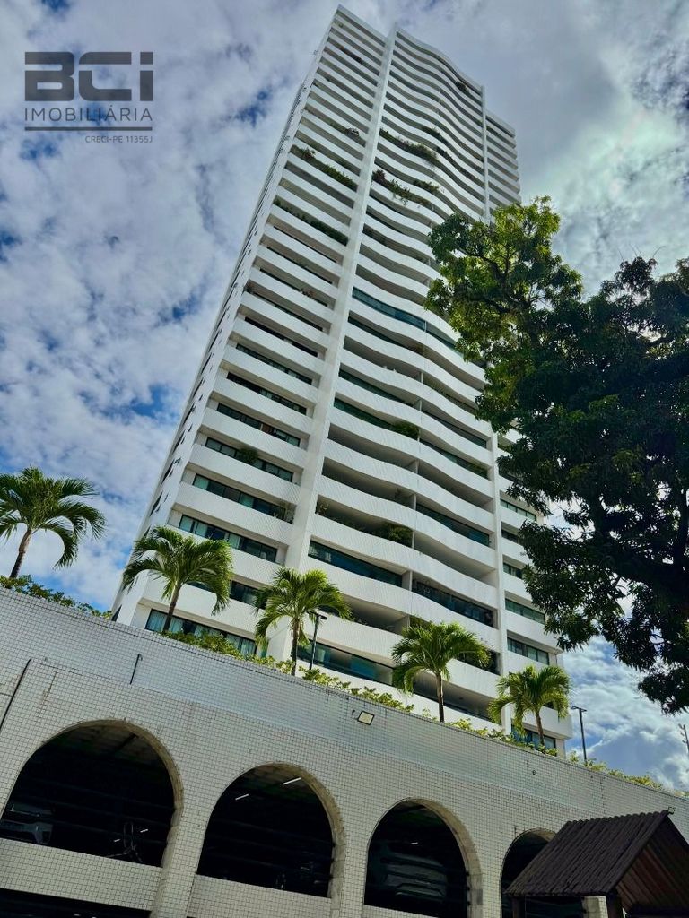 Apartamento para comprar com 182 m², 4 quartos, 4 banheiros, 3 vagas em Graças, Recife