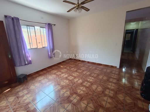 Sobrado à Venda com 4 quartos Parque Doroteia, São Paulo-SP