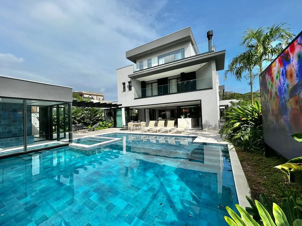 Casas de Alto Padrão na Riviera de São Lourenço