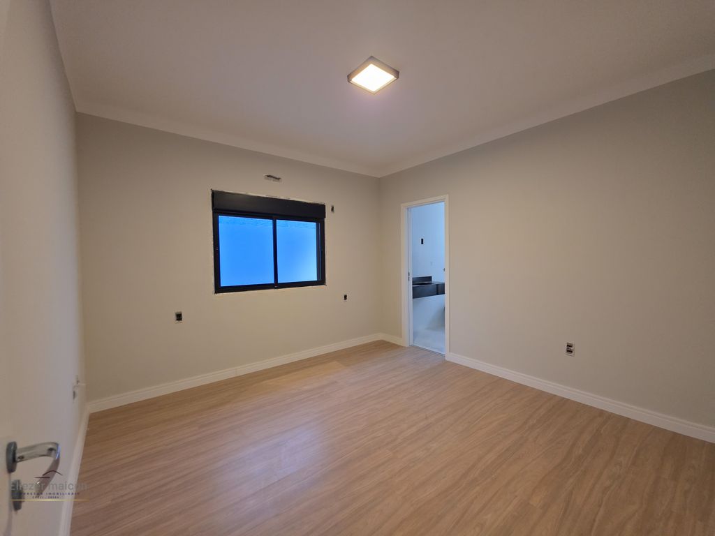 Casa, 3 quartos, 279 m² - Foto 25
