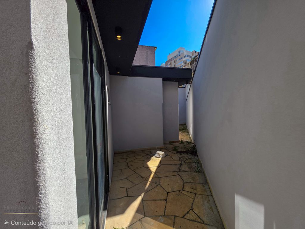 Casa, 3 quartos, 279 m² - Foto 44