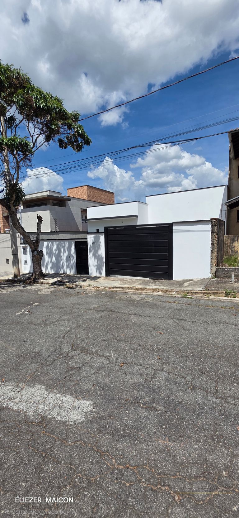 Casa, 3 quartos, 254 m² - Foto 1