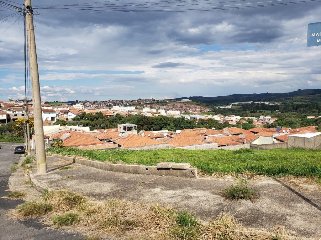Loteamento e Condomínio, 1800 m² - Foto 1