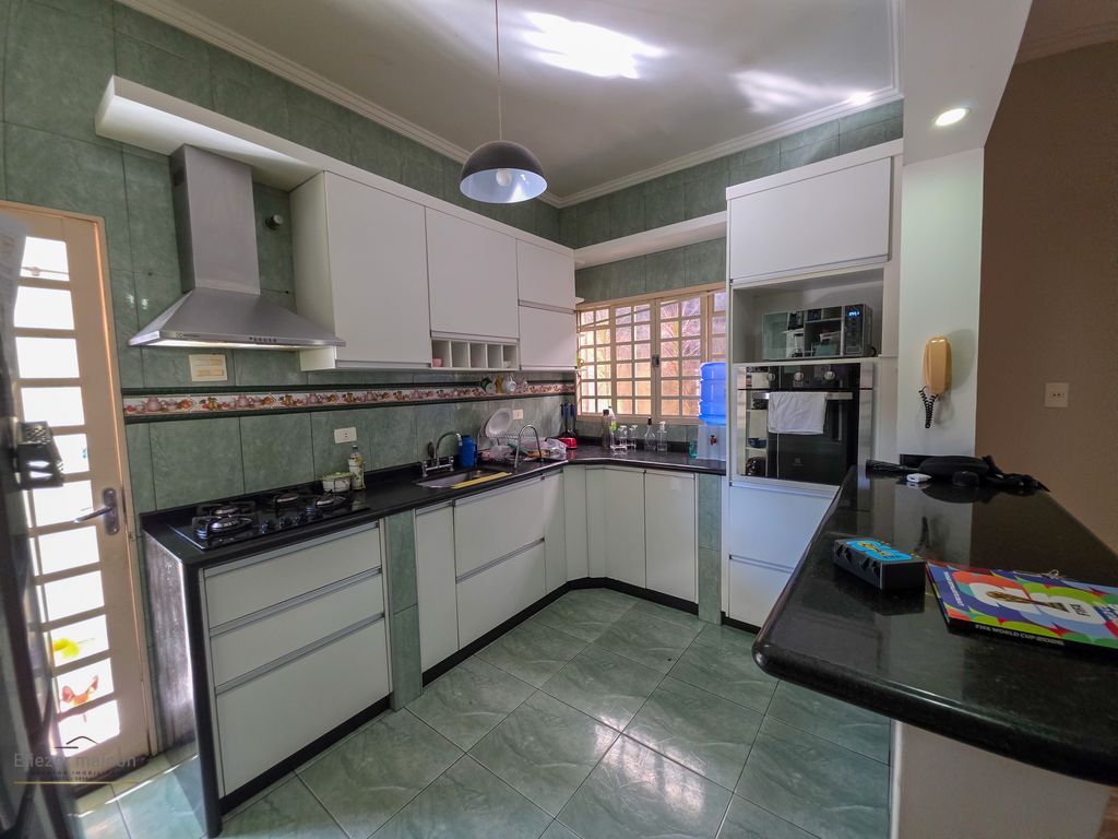 Casa, 3 quartos, 225 m² - Foto 22