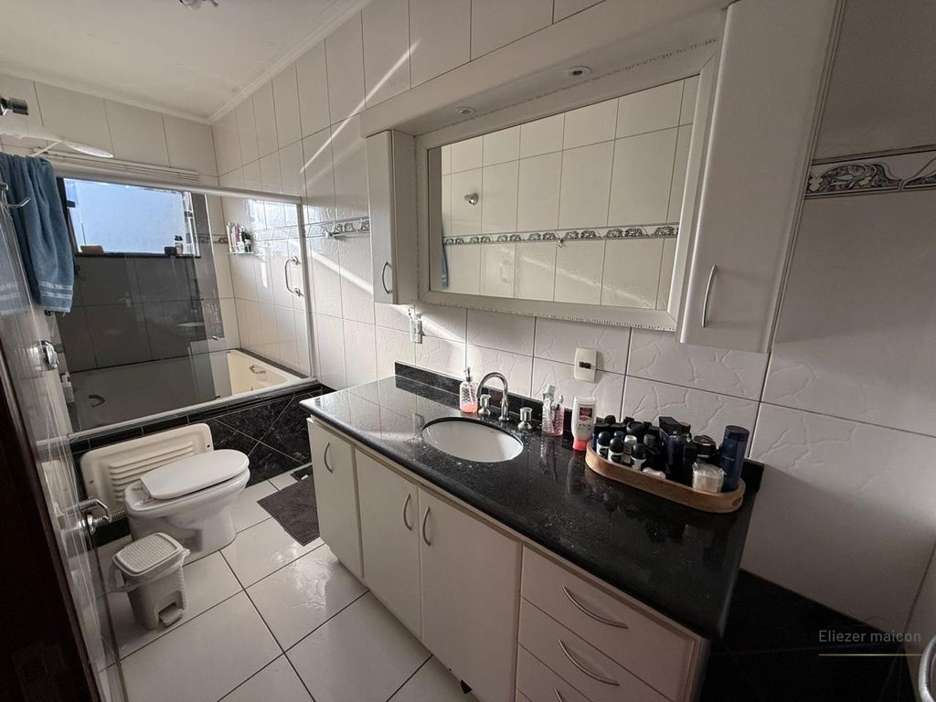 Casa, 3 quartos, 272 m² - Foto 13