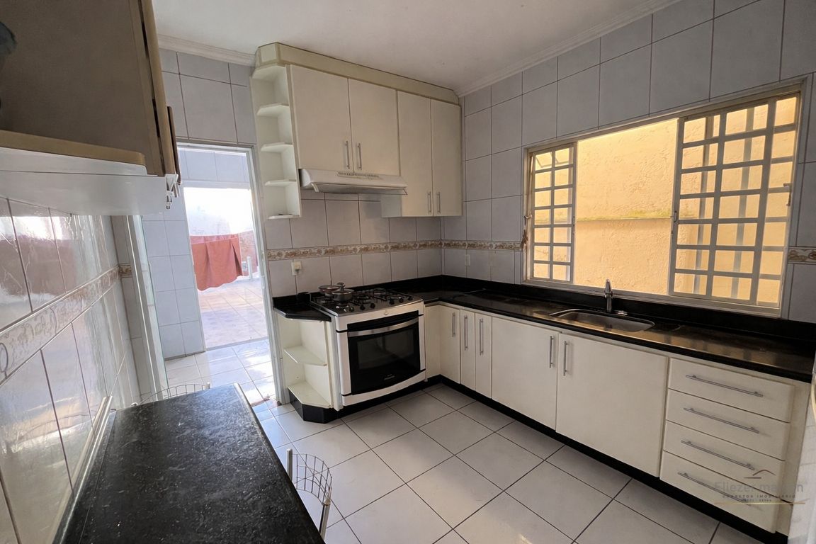 Casa, 3 quartos, 272 m² - Foto 10