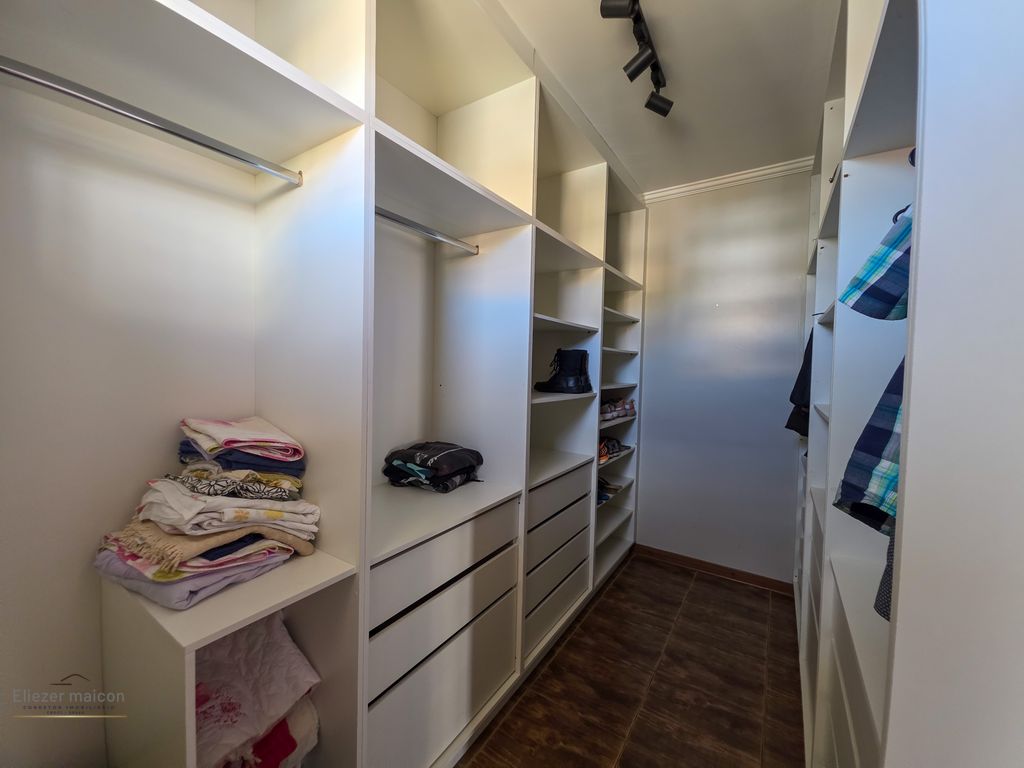Casa, 3 quartos, 225 m² - Foto 12