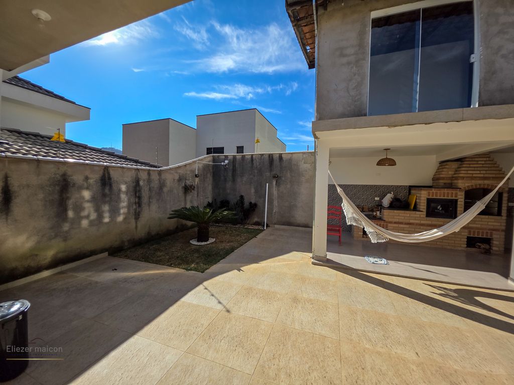 Casa, 3 quartos, 225 m² - Foto 25