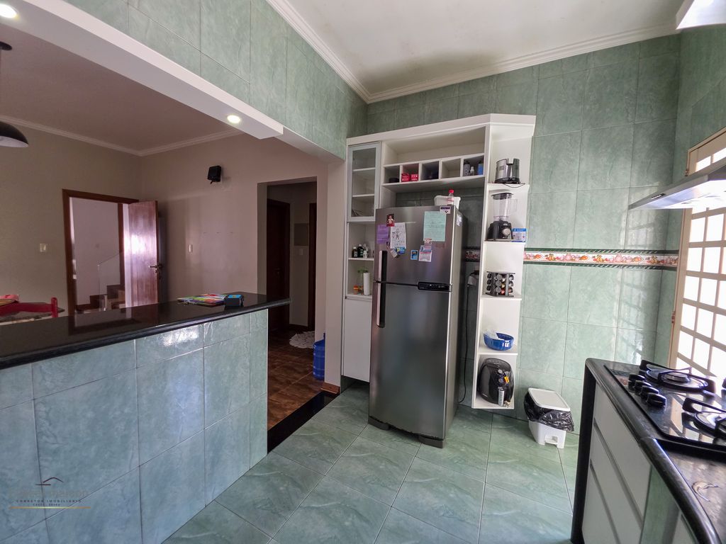 Casa, 3 quartos, 225 m² - Foto 23