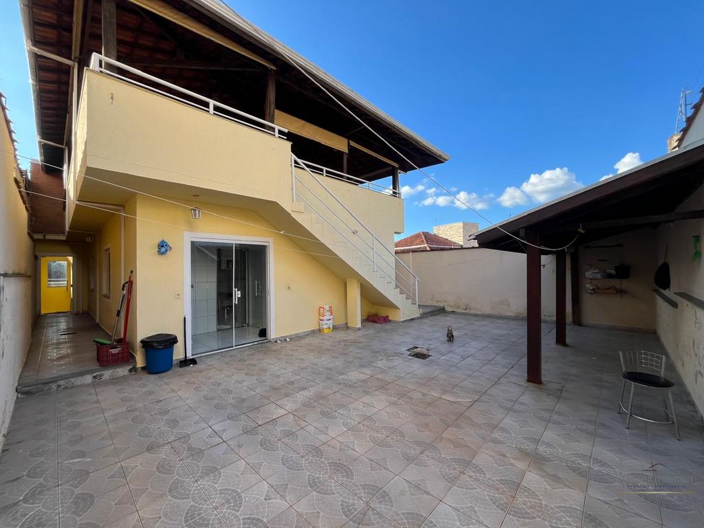 Casa, 3 quartos, 272 m² - Foto 8